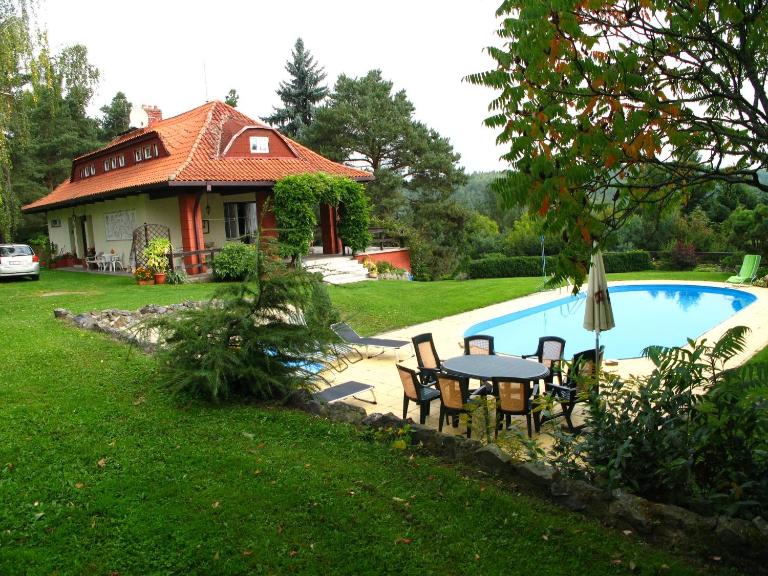 Villa Blanka - Bed and Breakfast Horní Podkozí
