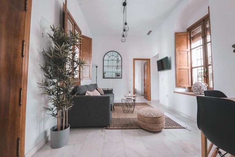 LUXURY & NEW APARTMENT CORREDERA - B&B Cordova