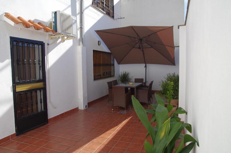 San Jorge, Parking Privado Gratis - B&B Cáceres