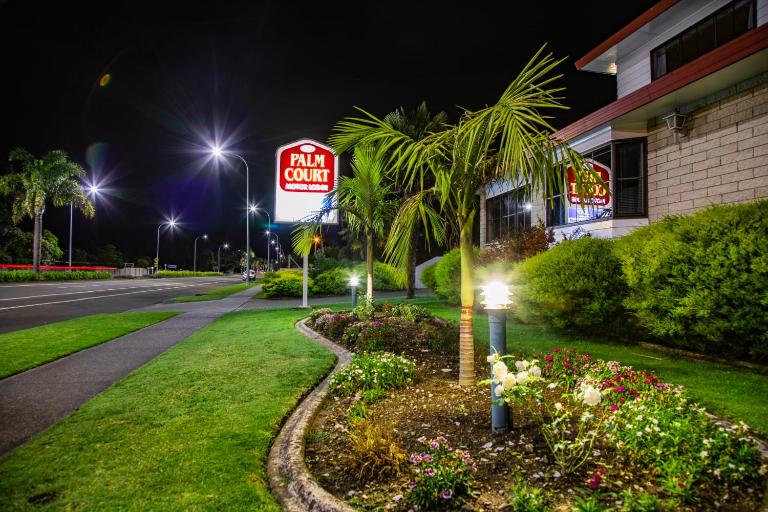 BKs Palm Court Motor Lodge - B&B Gisborne