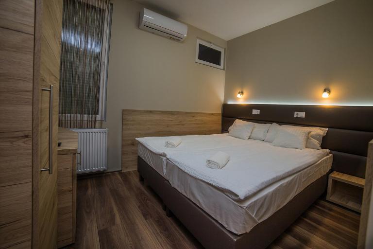 Sztár Motel Étterem - B&B Balassagyarmat