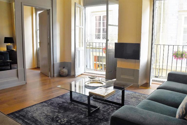 RIBEIRA CHARMING APARTMENTS - Bed and Breakfast Porto