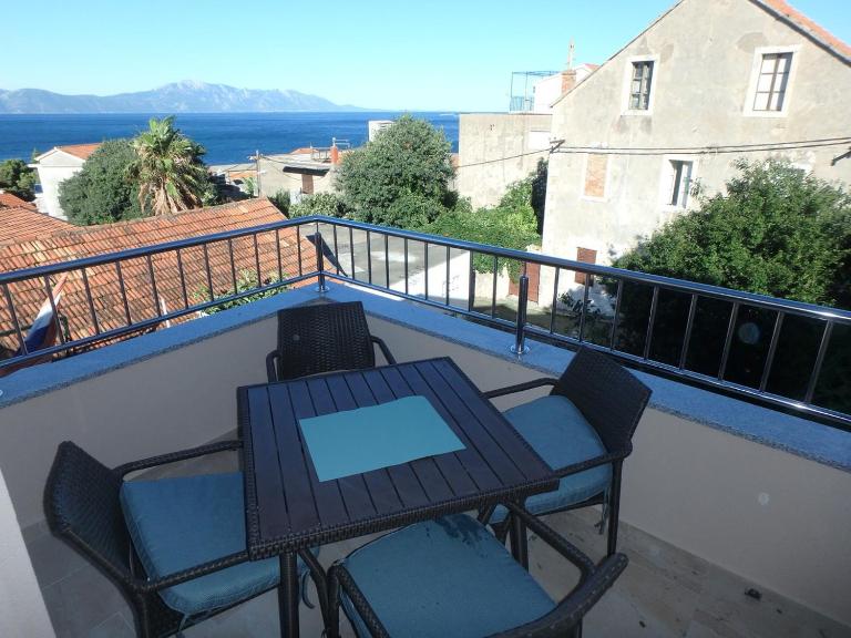 Apartments Kolombo - B&B Gradac