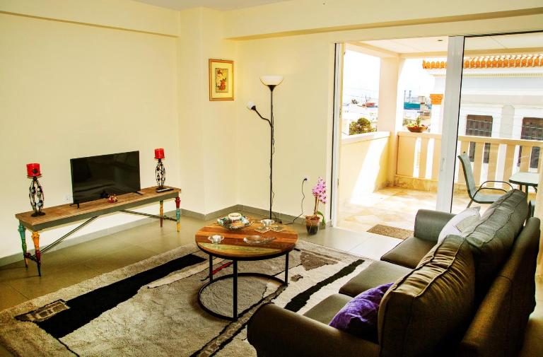 Catherine's Comfort Apartment No2 - B&B Lávrio