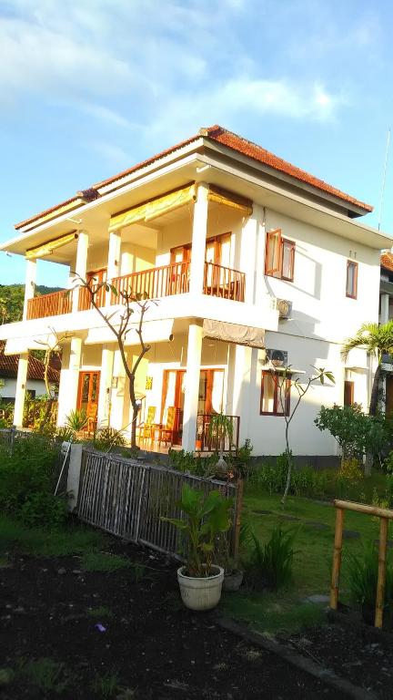 Gula Juruh Beach Front - Chambres d'hôtes Amed