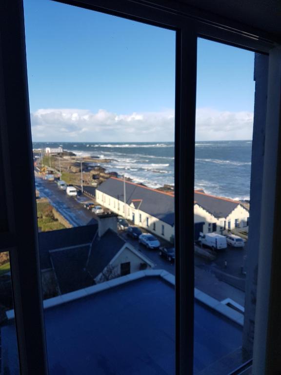 Atlantic views top floor - B&B Portrush