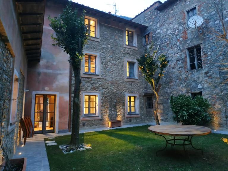 Dimora Carducci - Ferienwohnung Pietrasanta