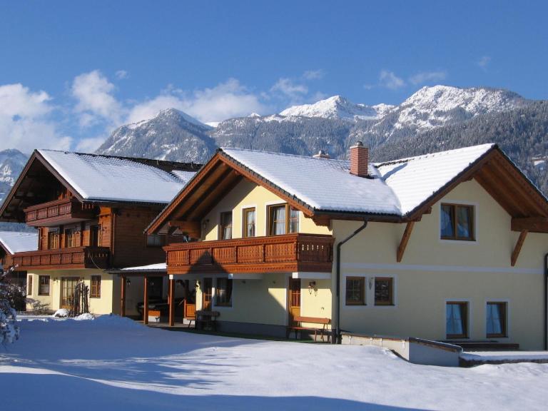 Land- und Appartementhaus Pircher - B&B Aich