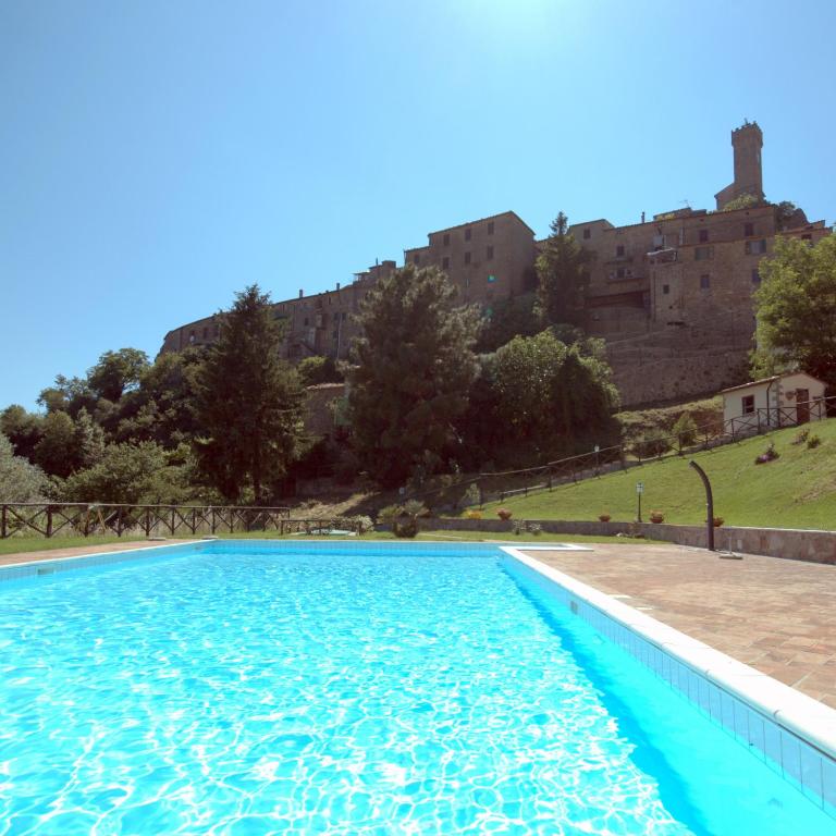 Country House il Ciliegio - B&B Roccatederighi