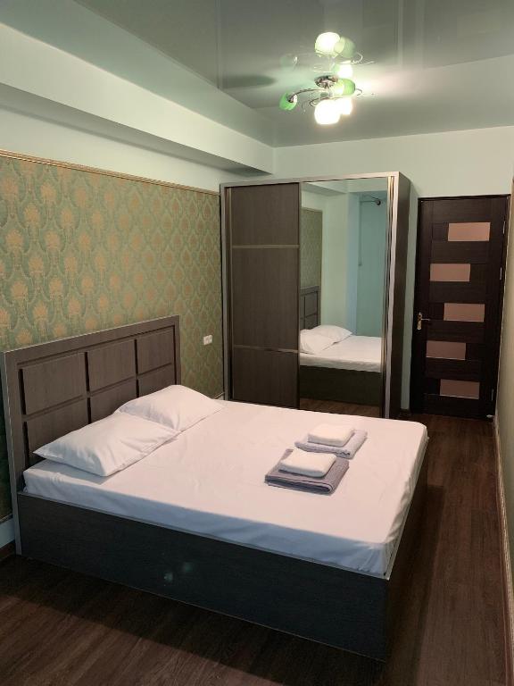 Vardanants Steet 2nd Back - B&B Ereván