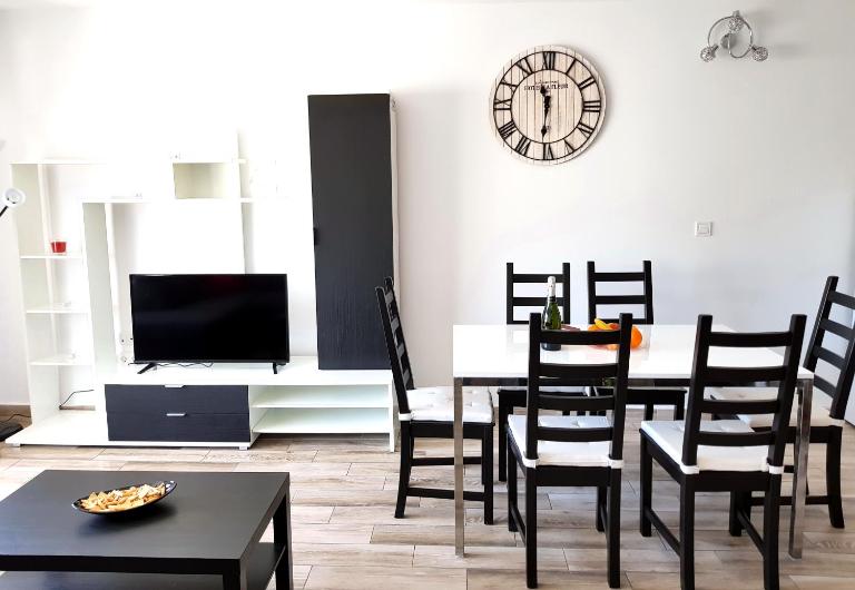 Luxury 2 bedroom APT 50 m from beach - Ferienwohnung Mogán