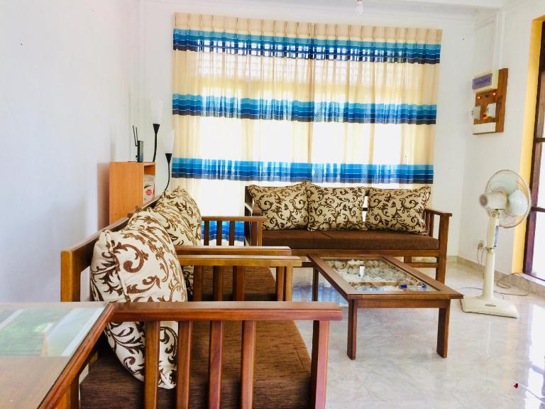 Ceylon Saradiel Home Stay - Bed and Breakfast Mawanella