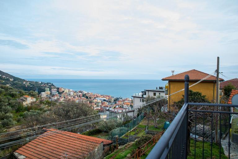 Brenin - B&B Varazze