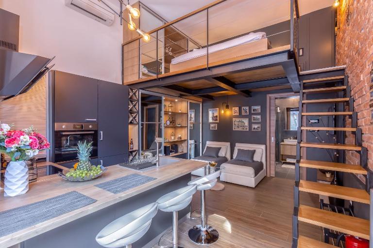 Studio apartments Atelier - B&B Fiume