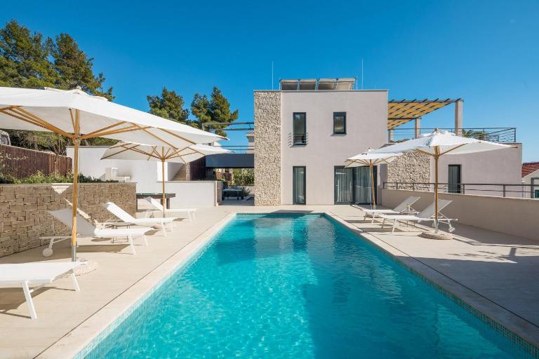Luxury Villa Lucice View - B&B Milna