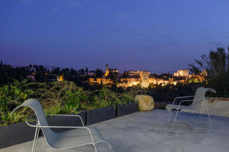Luxury Cave 100m super terraza vistas Alhambra WIFI - B&B Granada