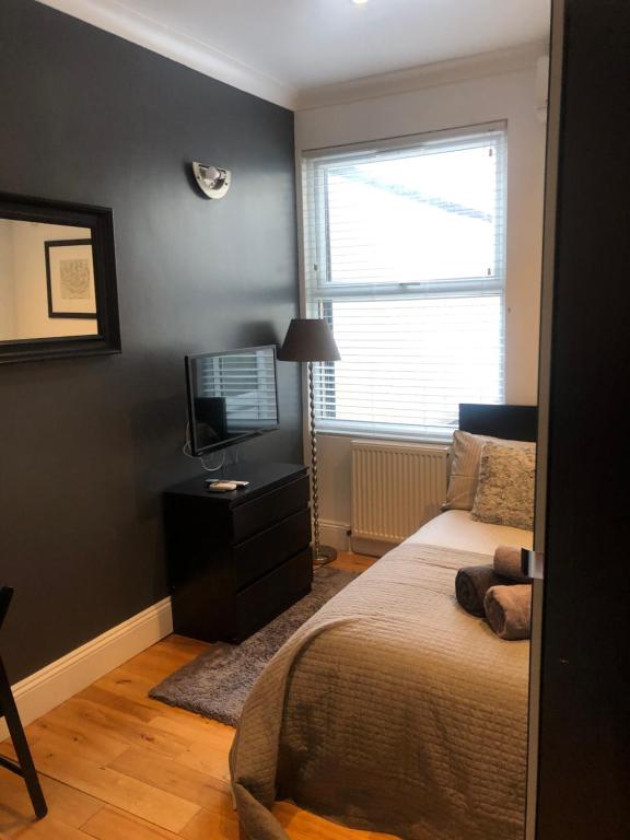 Stylish Studio Room in Trendy Brixton - B - B&B London