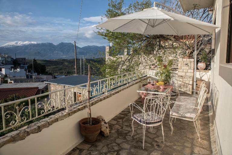 Bella Vista Apartment - Bed and Breakfast Kamilári