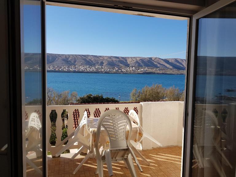 Apartmani Snježana - B&B Isola di Pago