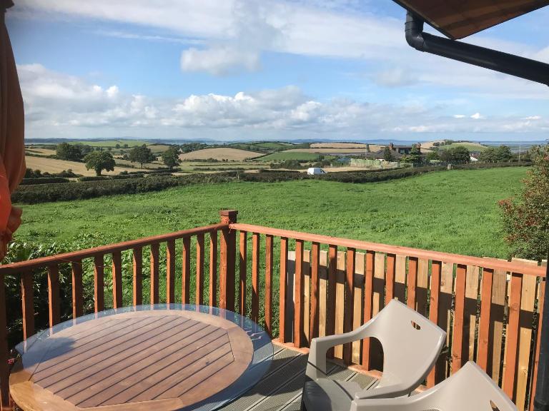 Drumlin View Cabin 21c Deerpark Road - Ferienwohnung Ardkeen