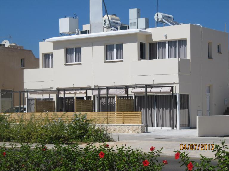 Sunny Holiday Apartments - B&B Protaras