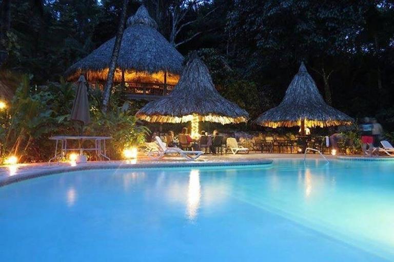 Villas Pico Bonito - B&B La Ceiba
