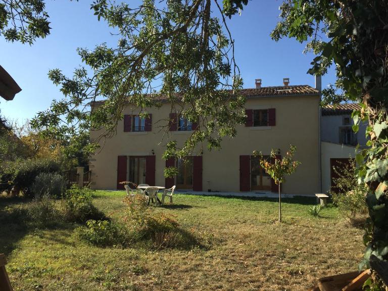 la maison ocre - B&B Saint-Julien-de-Briola