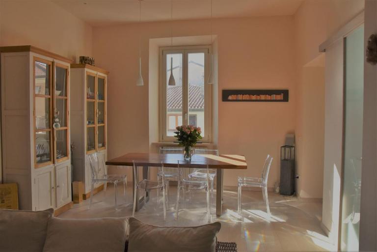 MODERN TOWNHOUSE IN TUSCANY BY THE SEA - Bed and Breakfast Lido di Camaiore