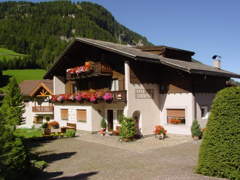 Garnì Conturina - Chambres d'hôtes Santa Cristina Valgardena
