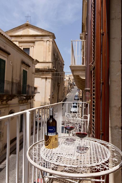 Macramè in centro storico a Noto - B&B Noto
