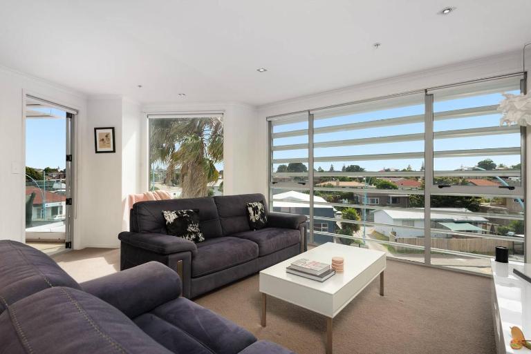 Awesome Downtown Location - park the car and walk to everything ! - Ferienwohnung Mount Maunganui