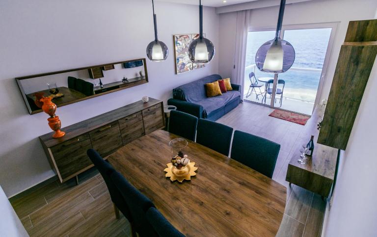 Seafront Apartment No 10 Marsalforn - B&B Marsalforn