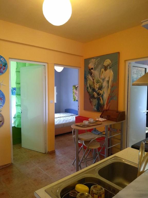 House of colors - B&B Néa Meságkala