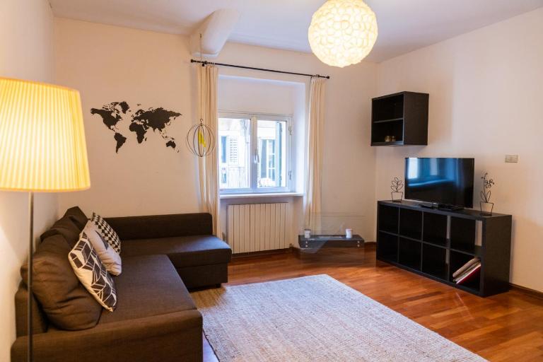 Accogliente residenza Rocchetto a 25mt da Piazza Erbe - Domus Verona - B&B Verona
