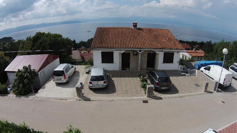 Apartments Šudić - Bed and Breakfast Njivice