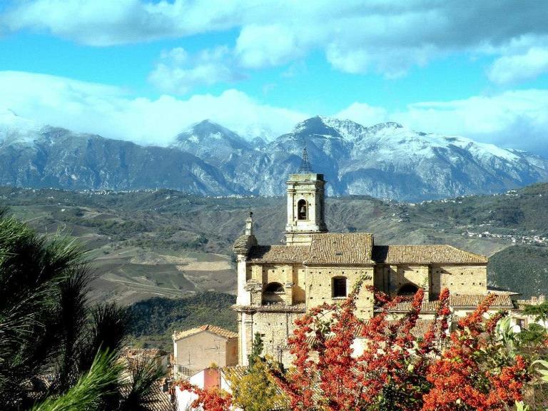 B&B "Za' Vittoria"#lagodibomba - Bed and Breakfast Bomba
