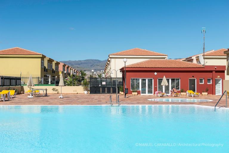 Duplex Meloneras 3 dormitorios piscina y parking - Chambres d'hôtes Maspalomas