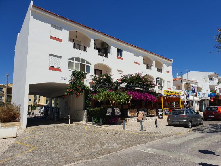 Apartment on The Strip Albufeira - Ferienwohnung Albufeira