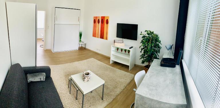 Moderner Bungalow, 20 Minuten bis Hannover City, 24h Check-In - Ferienwohnung Garbsen
