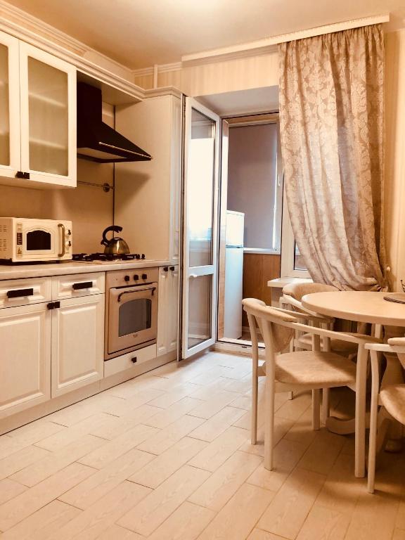 Classic Apartment - B&B Boryspil