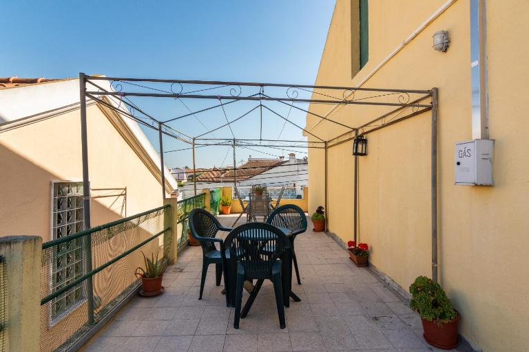 Lisbon South Bay Rooms - B&B Amora