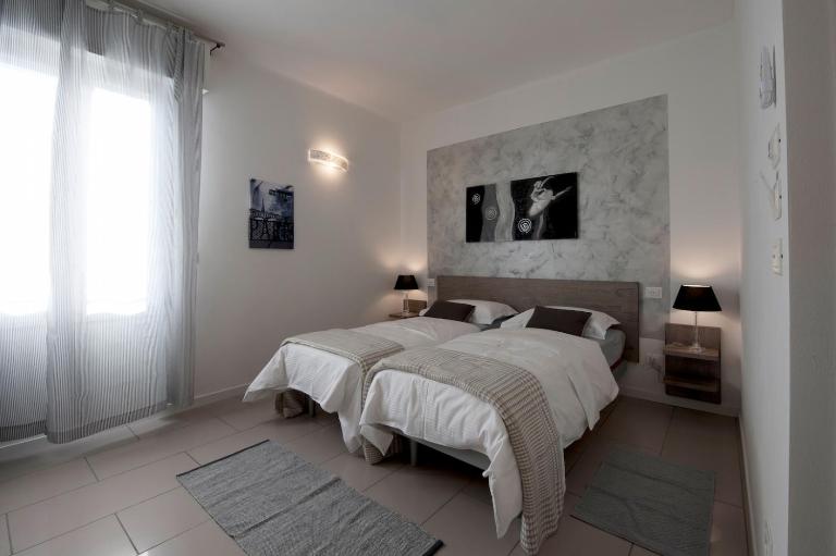 Le Suites - di fronte Ospedale Sacro Cuore - B&B Negrar