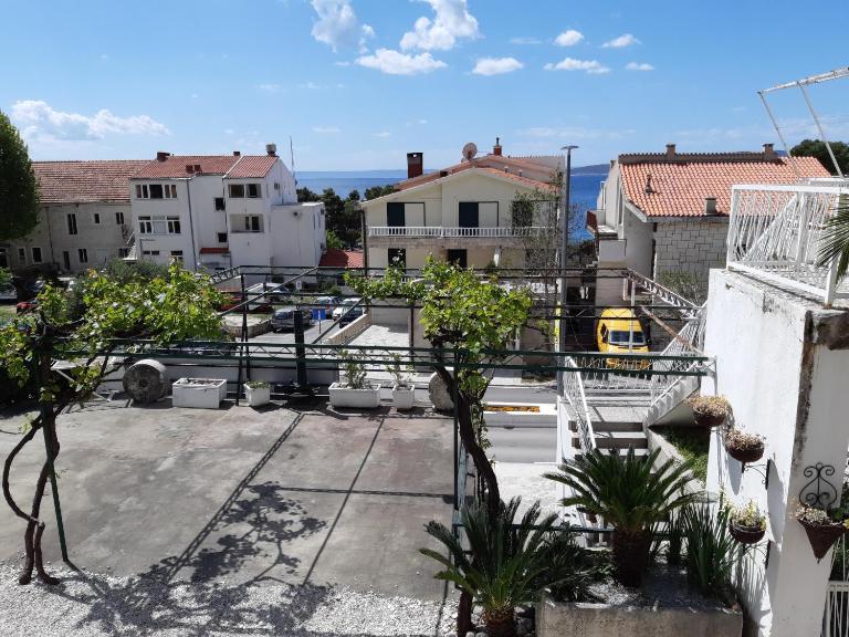 Apartments Kule - B&B Brela