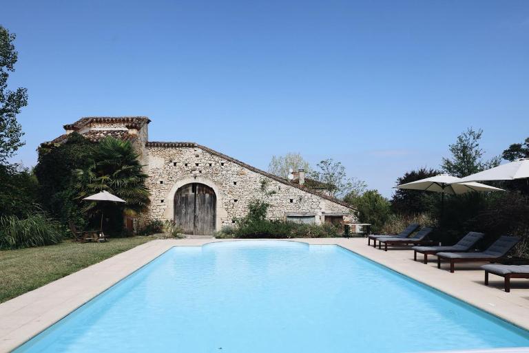 Beautiful French Farmhouse - B&B Bourlens