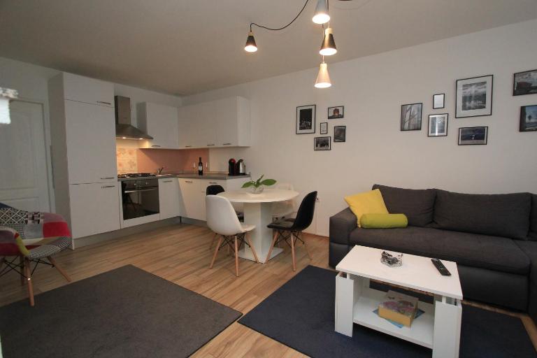 Gospic Riverside Apartment - Ferienwohnung Gospić