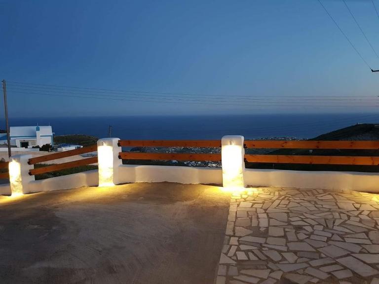Kampanelia Village Suites - B&B Firá