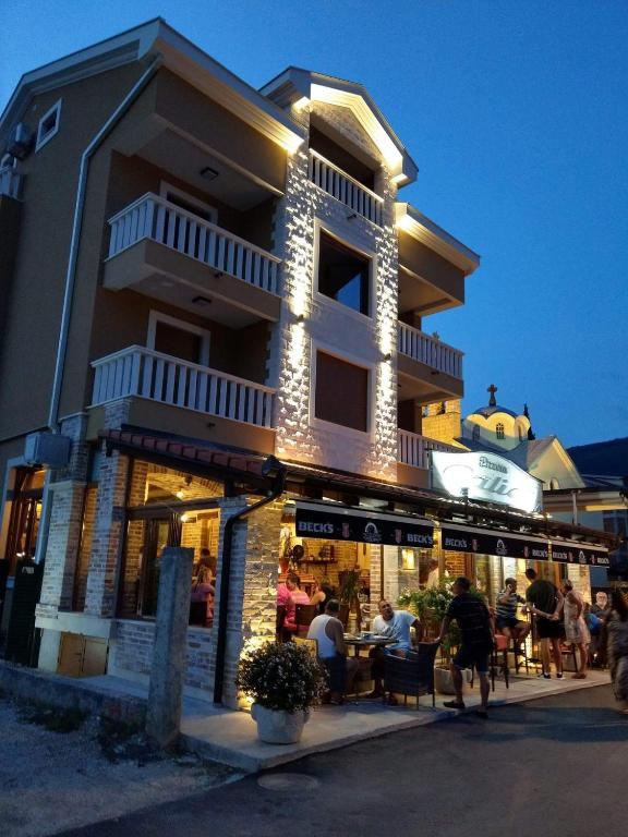 Galiot Apartman - B&B Ðenovići