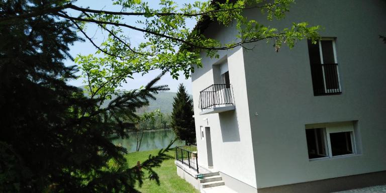 Kuća-Zvorničko jezero - Chambres d'hôtes Mali Zvornik