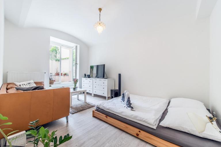 Quiet apartment in the city center with own terrace - B&B Praga