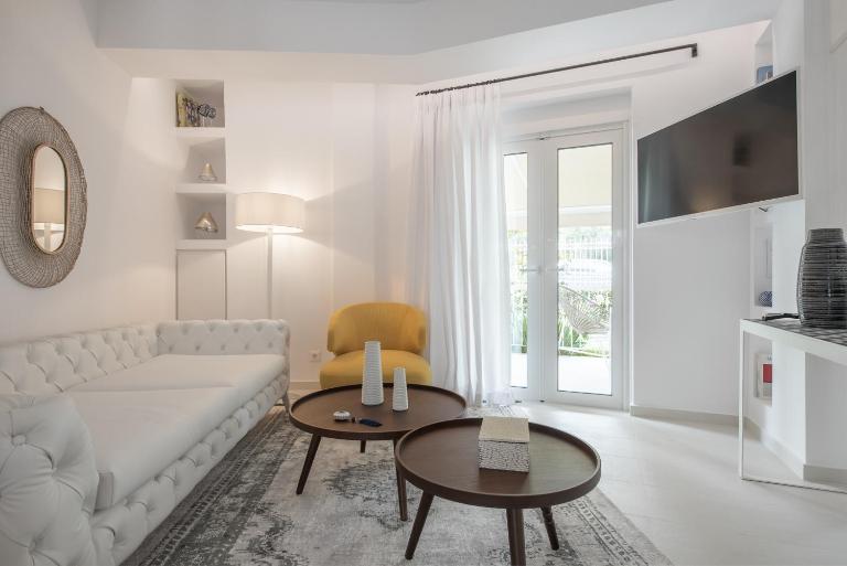 Bliss Living Apartments Vouliagmeni - Chambres d'hôtes Vouliagméni